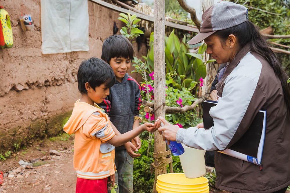 Solid Food - Farmers in Peru
